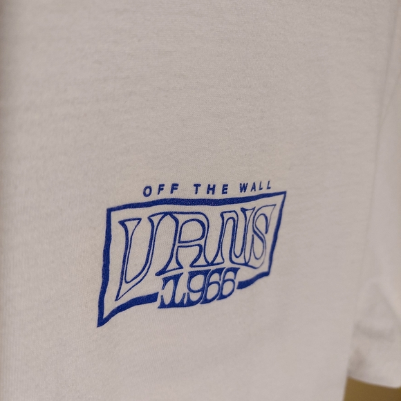 Vans tshirt - Picture 2 of 5